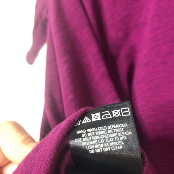 Deletta Anthro Burgundy Jewelscape embellished Top - Picture 8 of 8